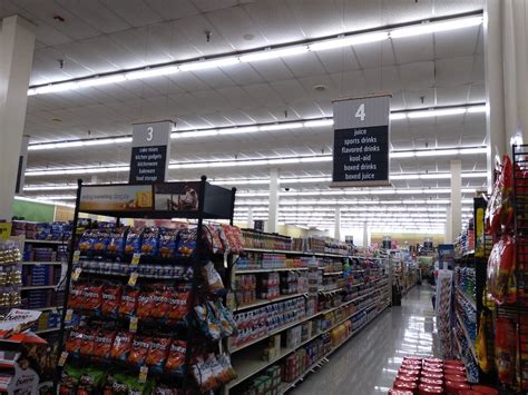 albertsons on airline highway